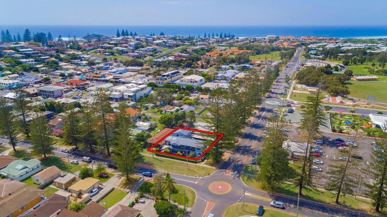 Adrift Apartments Yamba Exterior photo